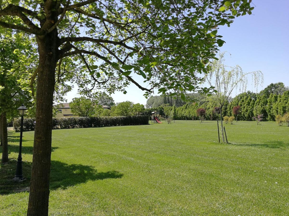 Agriturismo Fattoria Corte Roeli Malalbergo المظهر الخارجي الصورة